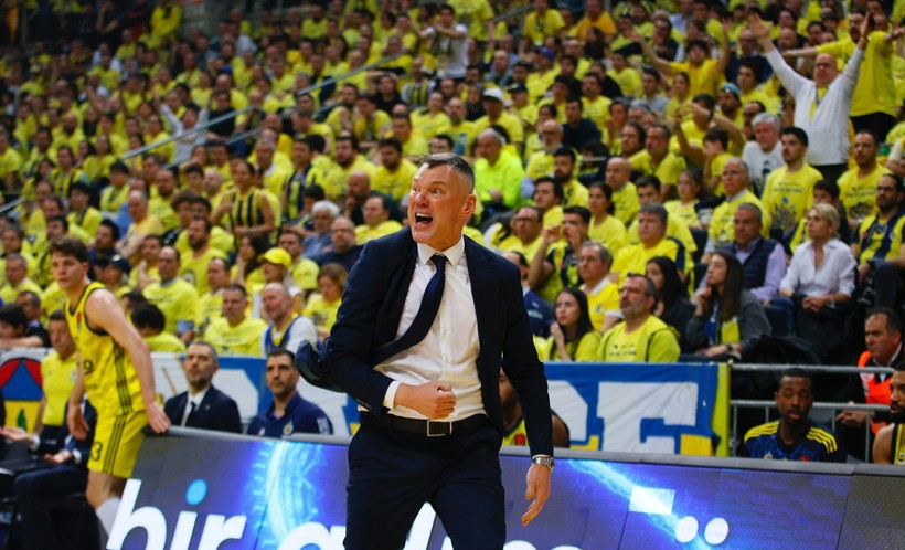 Fenerbahçe, Paris'i mat etti... Final Four'a son 1! - Resim : 4