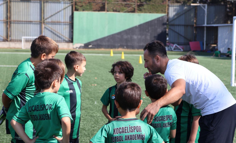 Başiskele Kocaelispor Futbol Okulu ailesi büyüyor - Resim : 1