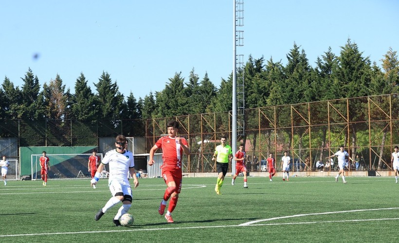 Kocaelispor – Keçiörengücü U-17 maçı foto galeri - Resim: 37