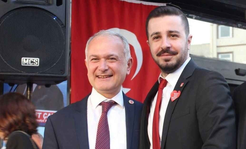 Anıl Aksu’dan Mecit Erdoğan’a: 5 yılda 20 proje yapacak belediye başkanına laf ediyorlar - Resim : 1