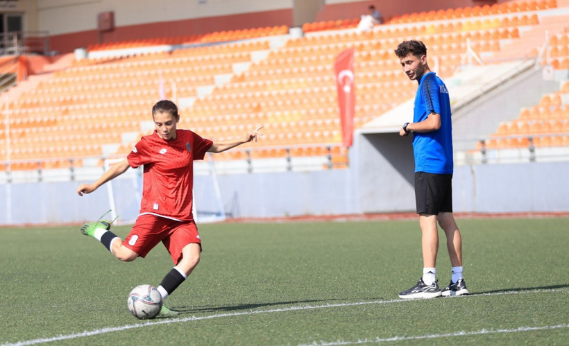 Kocaeli Kadın Futbol Kulübü – Arapçeşme maçı fotoğraf galerisi - Resim: 5