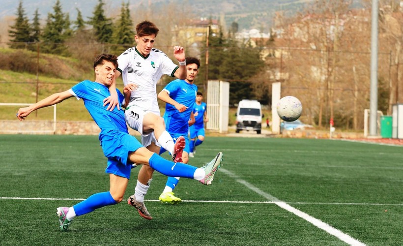 Belediye Derincespor – Kocaelispor U-16 maçının fotoğraf galerisi - Resim: 17