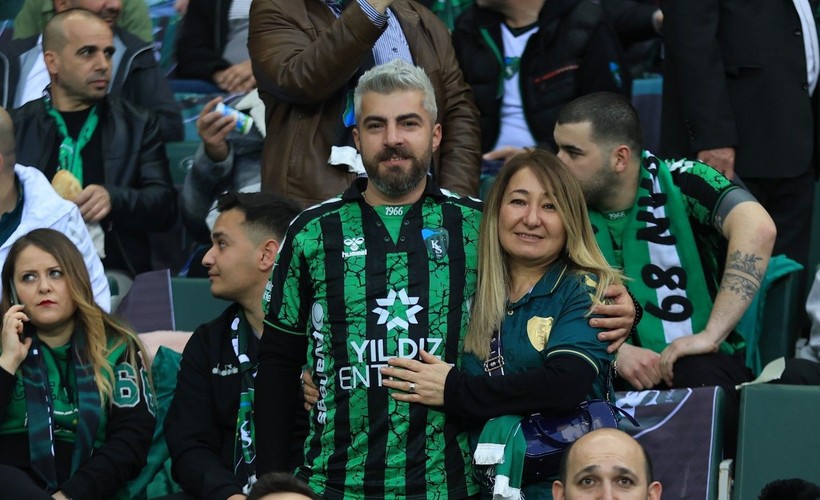 Kocaelispor – Sakarya maçının tribün ve taraftar fotoğrafları - Resim: 15