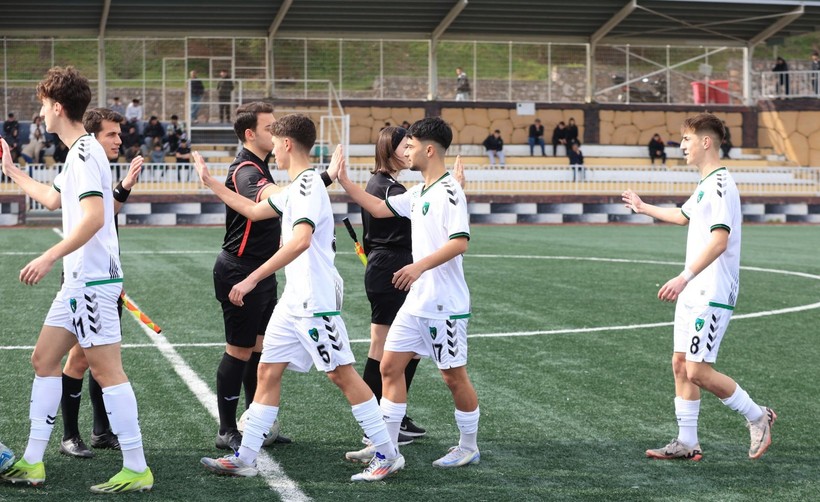 Belediye Derincespor – Kocaelispor U-16 maçının fotoğraf galerisi - Resim: 5