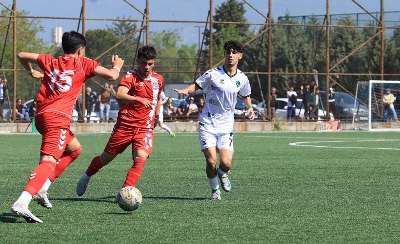 Kocaelispor – Keçiörengücü U-17 maçı foto galeri - Resim: 34