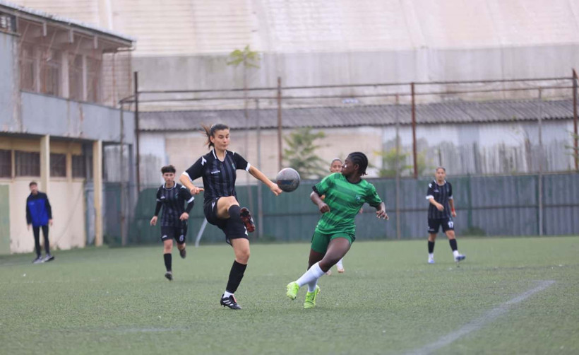 Bizim kızların gücü yetmedi - Resim : 5