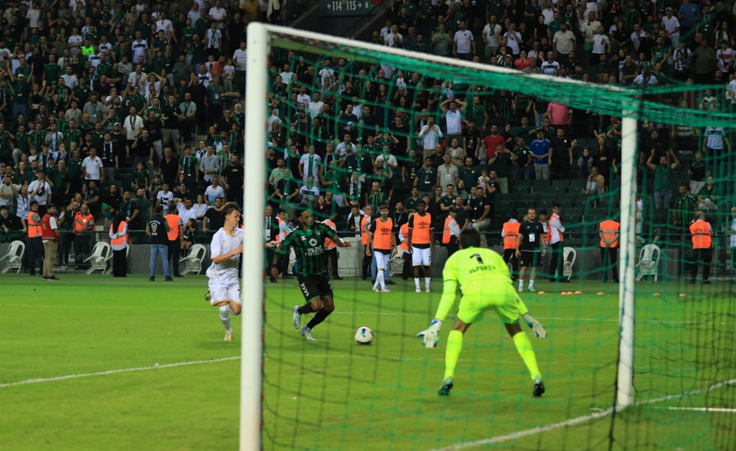 Kocaelispor - Manisa Futbol Kulübü maçı fotoğrafları "Foto Galeri - Ali Köksal" - Resim: 172