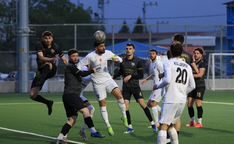 Kullarspor – Derincespor maçının fotoğrafları - Resim: 26