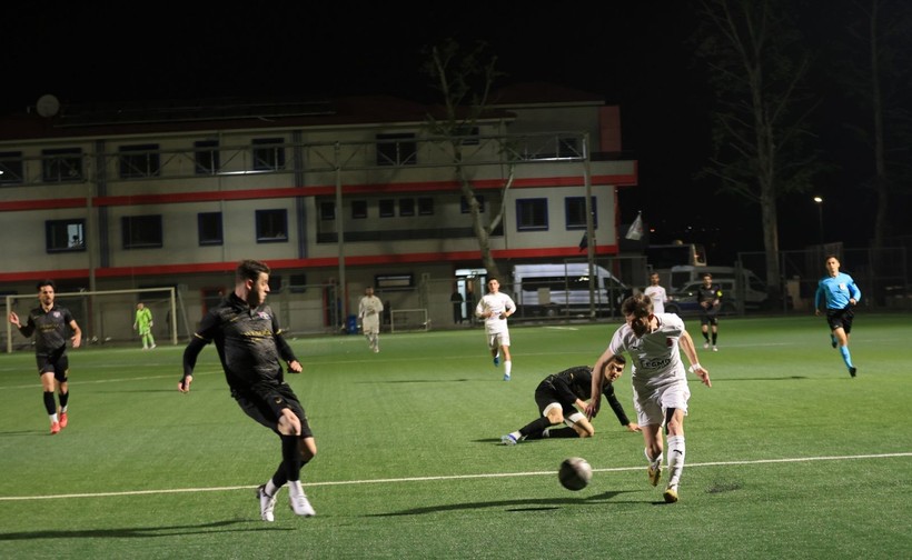 Kullarspor – Derincespor maçının fotoğrafları - Resim: 41