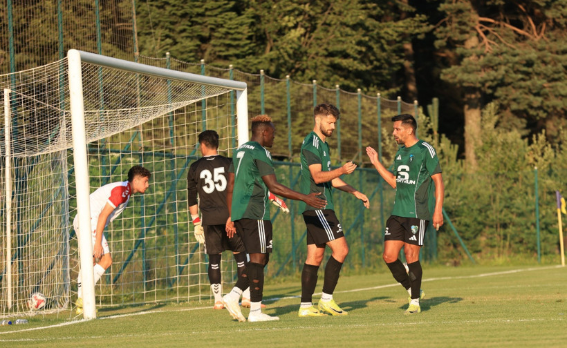 Petkovic eski başkanına ayar verdi: Kendimi kanıtlamak zorunda olduğumu düşünmüyorum! - Resim : 16