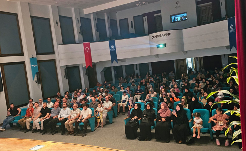 Din görevlilerinin sergilediği tiyatro oyunu beğeni topladı - Resim : 2