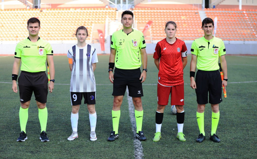 Kocaeli Kadın Futbol Kulübü – Arapçeşme maçı fotoğraf galerisi - Resim: 26