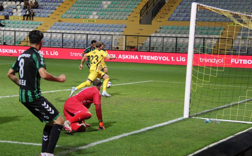 İstanbulspor - Kocaelispor: 0-3 "Foto Galeri - Ali Köksal" - Resim: 198