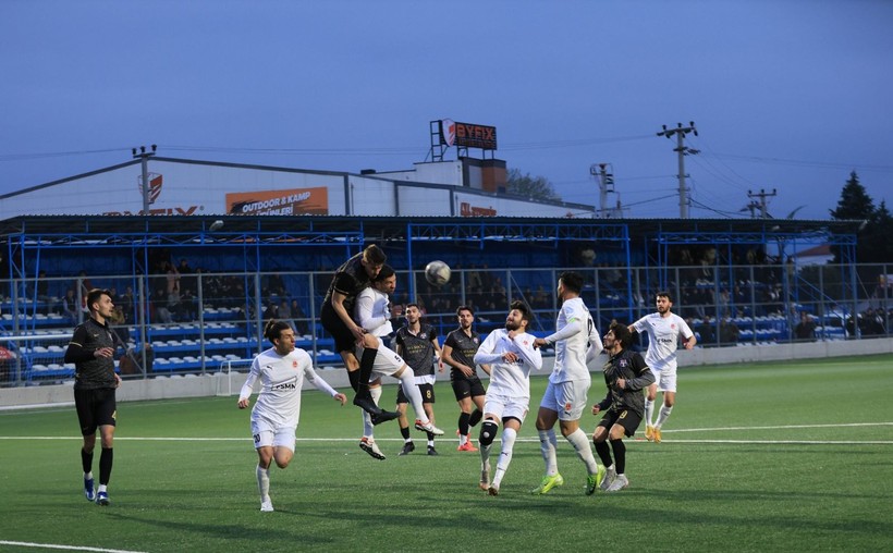 Kullarspor – Derincespor maçının fotoğrafları - Resim: 23