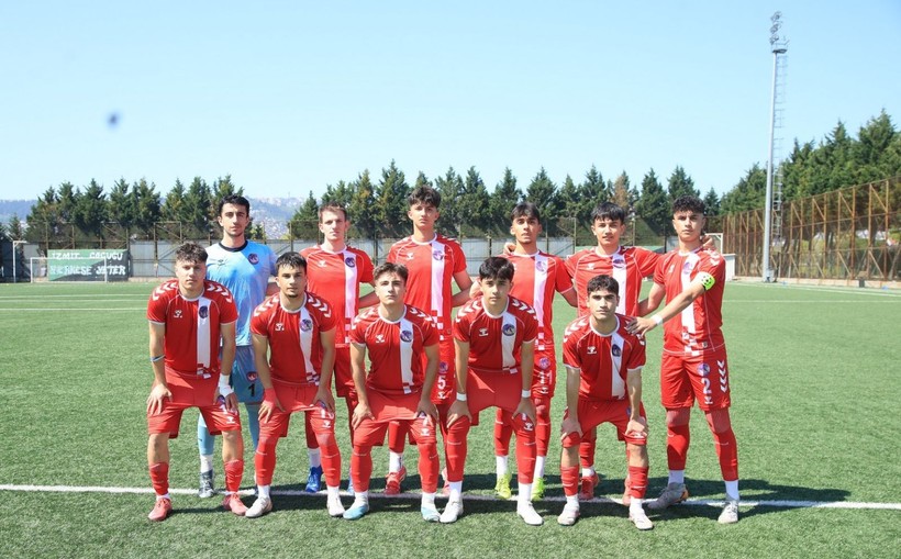 Kocaelispor – Keçiörengücü U-17 maçı foto galeri - Resim: 13