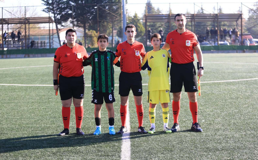Kocaelispor U-14, Fenerbahçe’yi konuk etti - Resim : 4