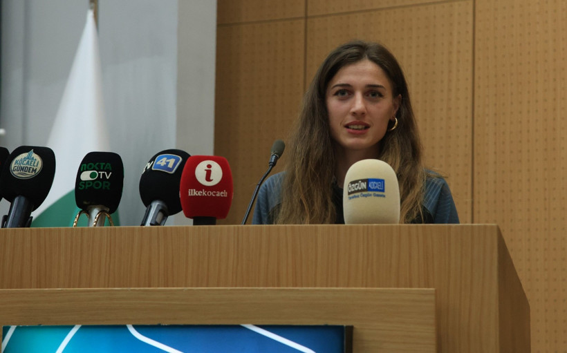 Şüheda Yıldız: Şampiyonluğu Hasan hocamıza gönderiyoruz - Resim : 4