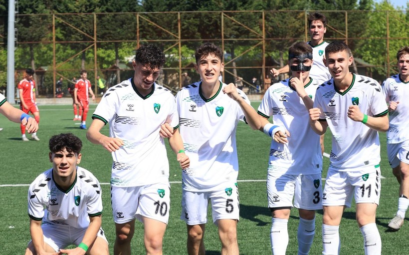Kocaelispor – Keçiörengücü U-17 maçı foto galeri - Resim: 29