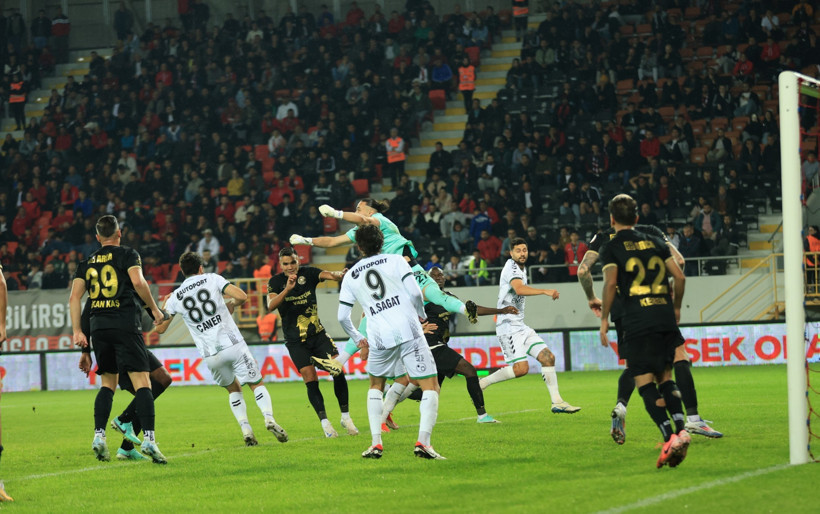 Çorum Futbol Kulübü - Kocaelispor: 0-2 "Foto Galeri - Ali Köksal" - Resim: 155