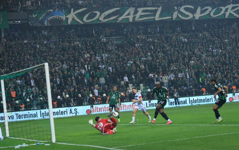 Kocaelispor – Sakarya maçının saha içi fotoğrafları - Resim: 24