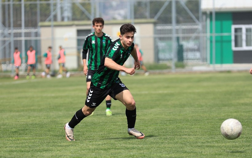 Kocaelispor - Mustafakemalpaşaspor maçının fotoğrafları - Resim: 22