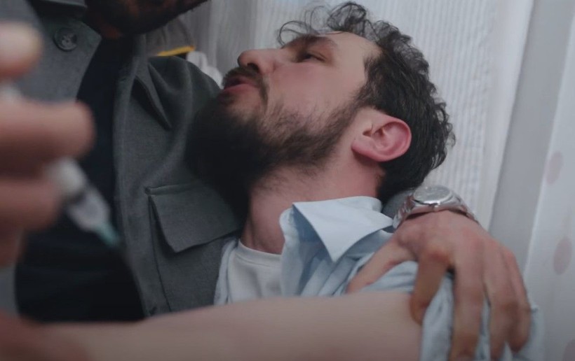 Kızılcık Şerbeti Mustafa'sı Emrah Altıntoprak'ın Deli Rolü Tüyleri Ürpertti - Resim: 7
