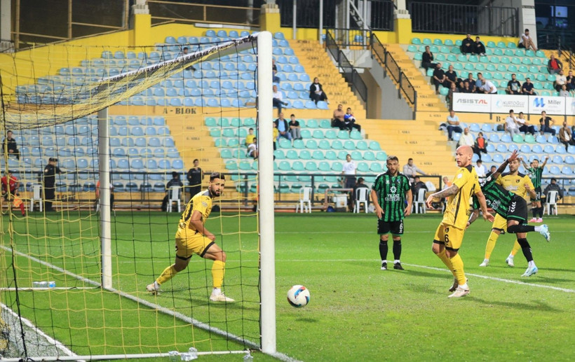 İstanbulspor - Kocaelispor: 0-3 "Foto Galeri - Ali Köksal" - Resim: 66
