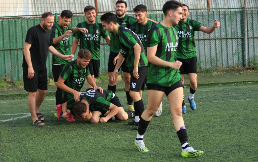 Körfez derbisinde zafer Körfez İlçesi Birlik’in “2-1” - Resim : 7