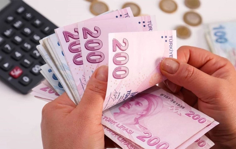 Memur ve emekli maaşlarına yapılacak enflasyon farkı zammı belli oldu! - Resim: 1