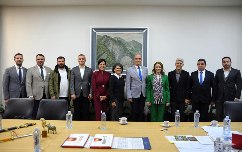 Kocaeli'den Asenovgrad’a kardeş şehir eli - Resim : 1