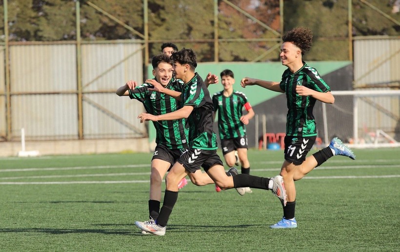 Kocaelispor - Fenerbahçe U-14 maçının fotoğrafları - Resim: 28