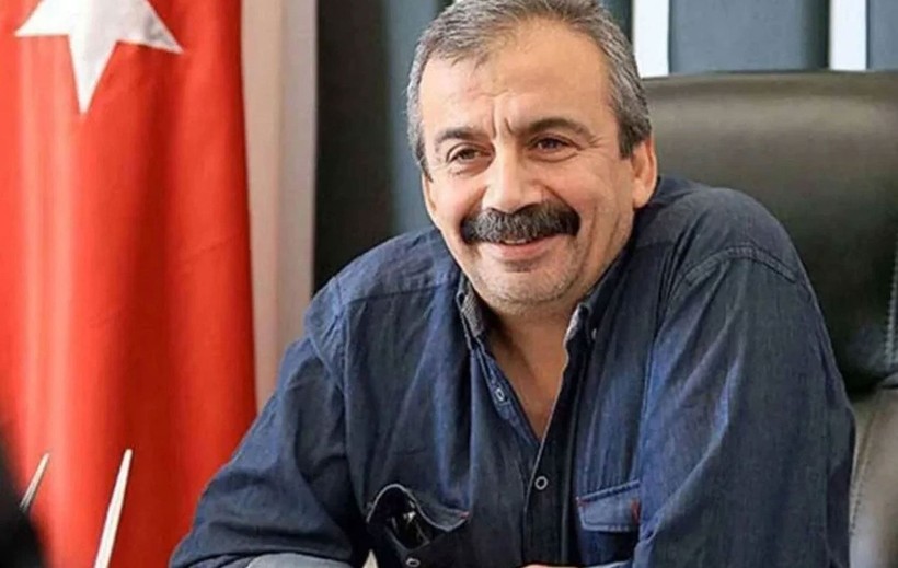 Sırrı Süreyya Önder'in vefat ettiği hastanede yuhalandı! Açıklama geldi - Resim: 2