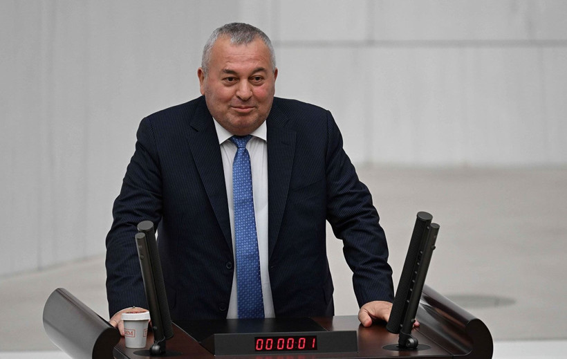 Cemal Enginyurt'tan şok karar! - Resim: 2