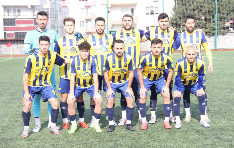 Karamürselspor'un Karasu’yu farklı devirdiği maçın fotoğrafları - Resim: 14