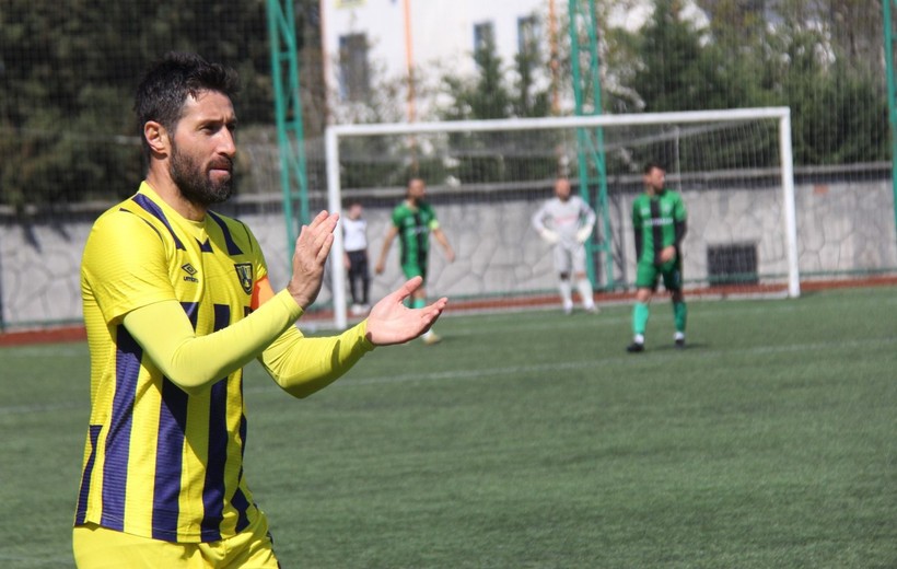Karamürselspor - Çayırovaspor maçının fotoğrafları - Resim: 36