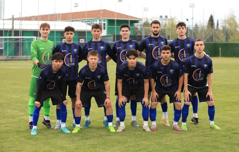 Kocaelispor - Karacabey Belediyespor U-19 maçının fotoğrafları - Resim: 1