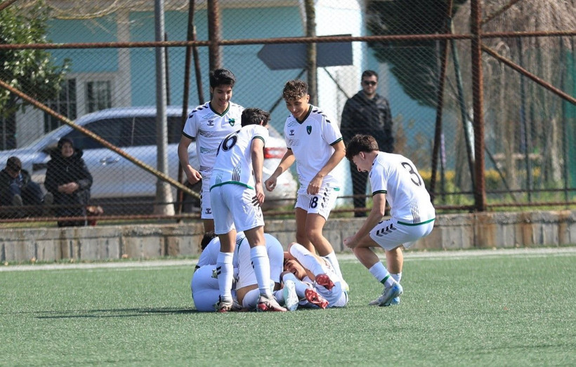 Kocaelispor – Bursa Nilüfer U-19 maçının fotoğraf galerisi - Resim: 64