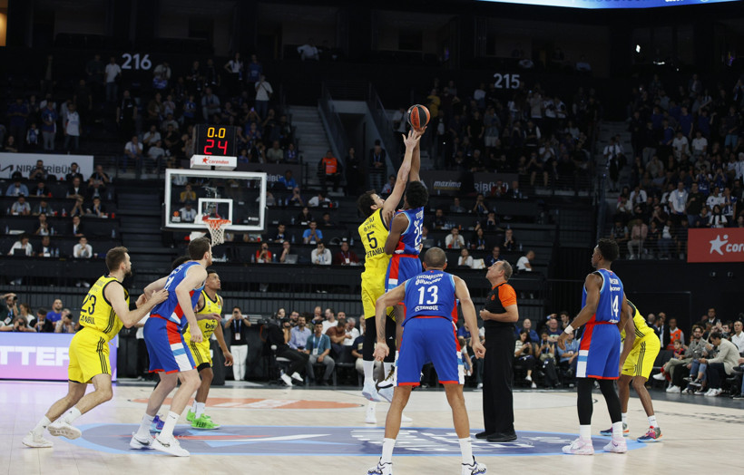 Türk derbisi Fenerbahçe Beko'nun: 78-83 - Resim : 1