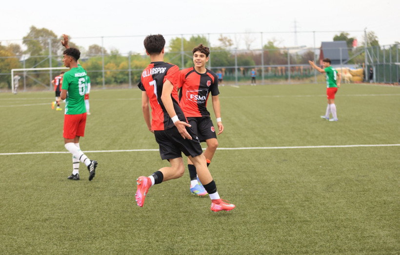 Lider Kullarspor U-17’ye tek kelime helal olsun! - Resim : 8