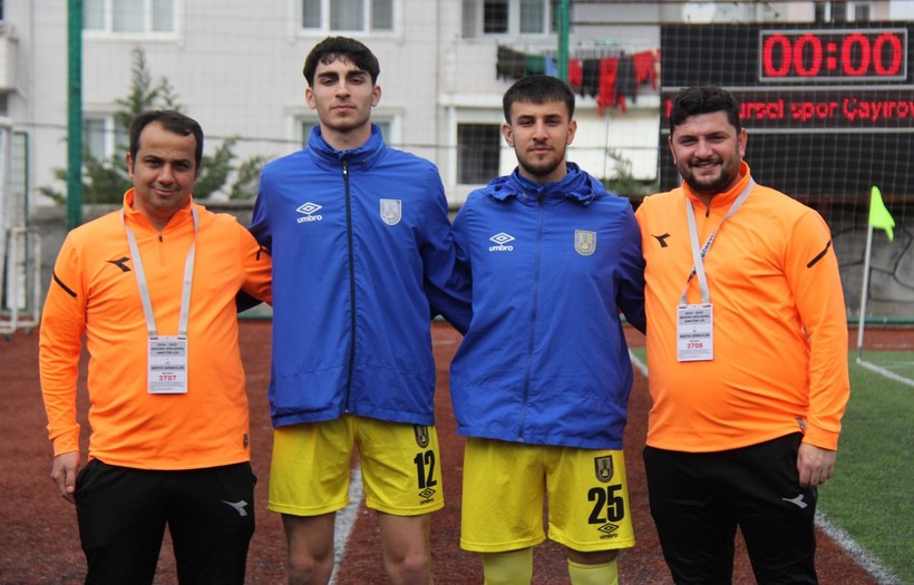 Karamürselspor - Çayırovaspor maçının fotoğrafları - Resim: 6