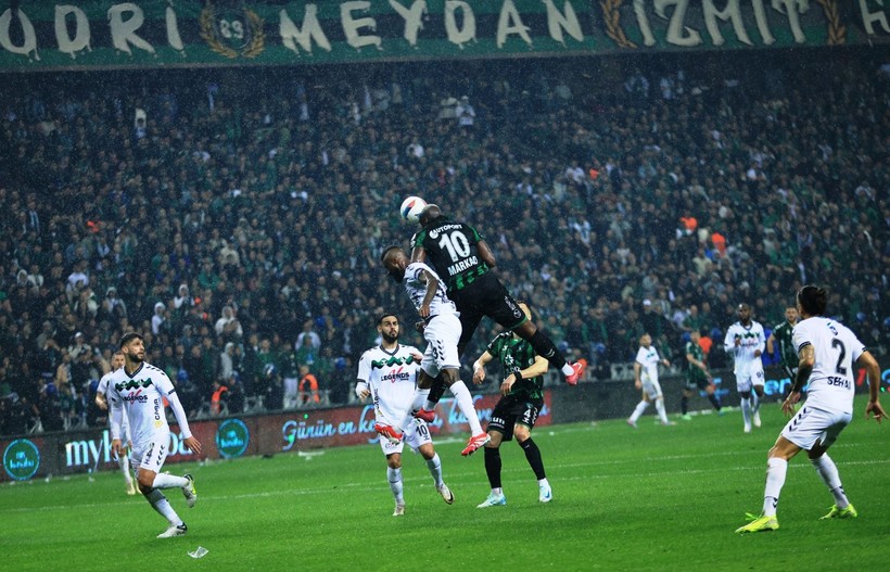 Kocaelispor – Sakarya maçının saha içi fotoğrafları - Resim: 50