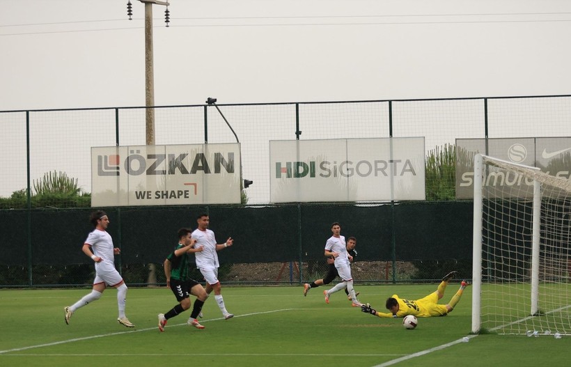 Kocaelispor – Mustafakemalpaşa U-19 finali maç içi fotoğrafları - Resim: 16
