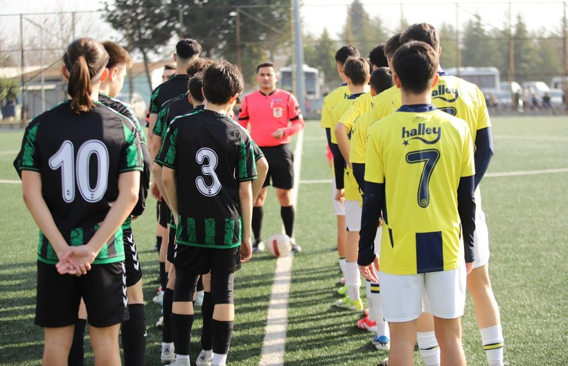 Kocaelispor - Fenerbahçe U-14 maçının fotoğrafları - Resim: 7