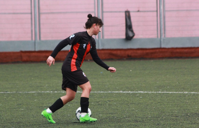 Gölcükspor - Derince Yavuzspor kadın futbol maçının fotoğrafları - Resim: 5