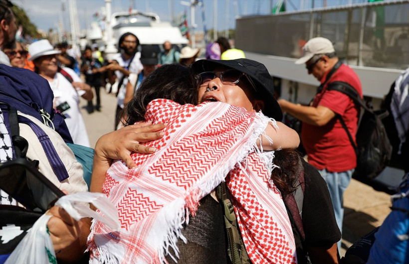Onlarca tekne İsrail'in ablukasını kırmak ve Filistin ile dayanışma için Akdeniz'de yelken açtı - Resim: 16