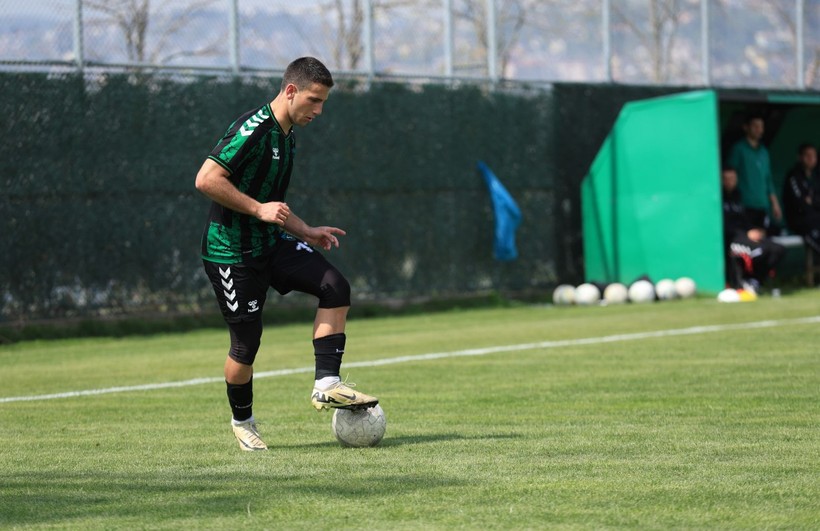 Kocaelispor - Mustafakemalpaşaspor maçının fotoğrafları - Resim: 29