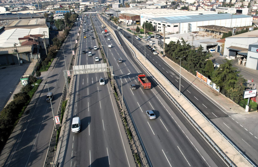 Trafiğin rahatlaması hedefleniyor... Katılım şeridi hizmete alındı - Resim : 2
