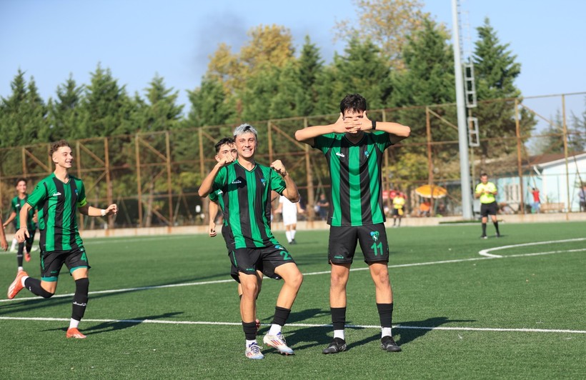 Kocaelispor - Sultanbeyli: 4-1 "U-17 Elit B Ligi Maçı - Foto Galeri - Ali Köksal" - Resim: 90