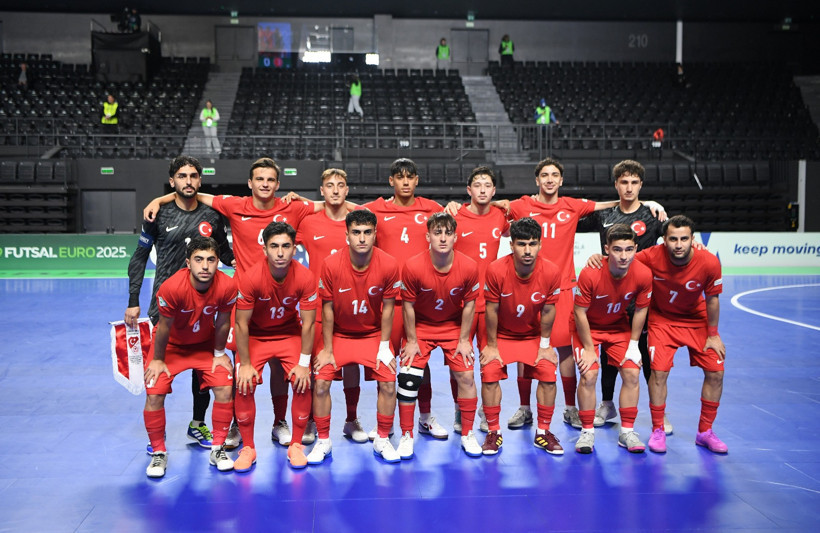 Bizim Ege’li futsalcılarımız şampiyonaya veda etti - Resim : 4