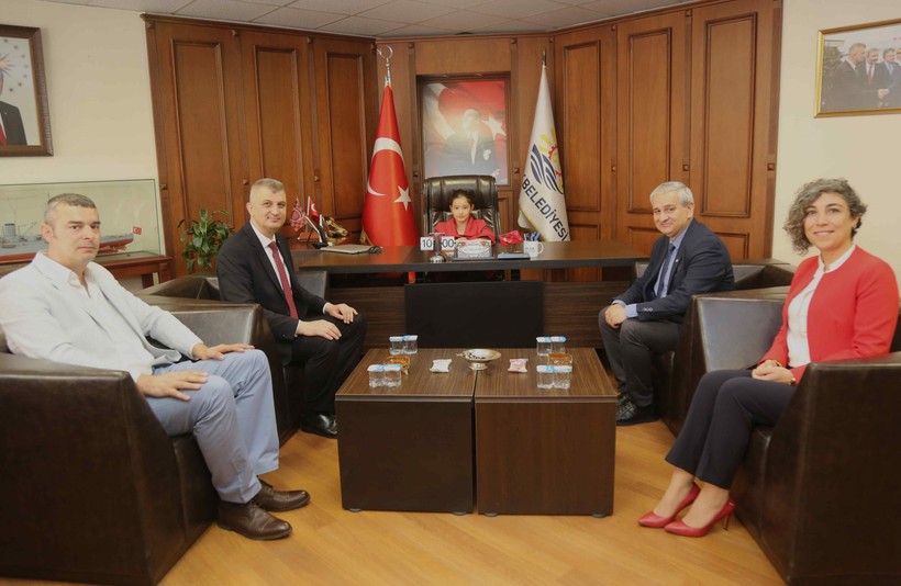 Ali Yıldırım Sezer koltuğunu devretti - Resim : 2